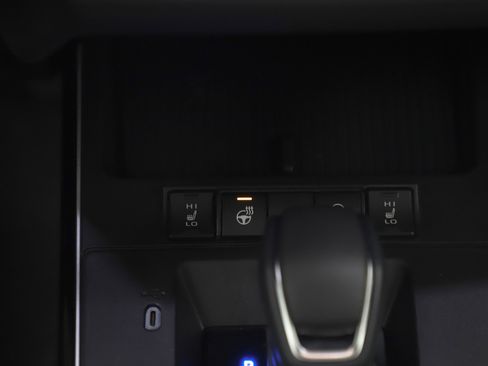 Used 2026 Toyota Corolla Cross XLE w/ Convenience Package image 20