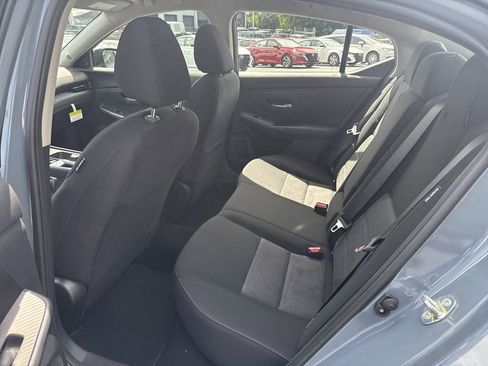 New 2025 Nissan Sentra SR FWD image 16
