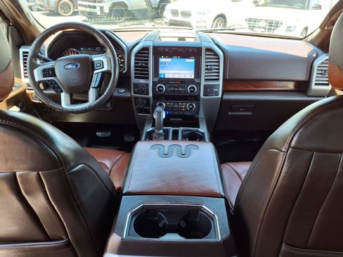 Used 2019 Ford F150 King Ranch w/ Equipment Group 601A Luxury AWD/4WD image 17