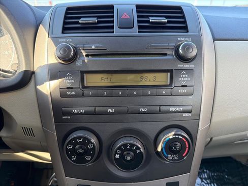 Used 2011 Toyota Corolla LE image 15