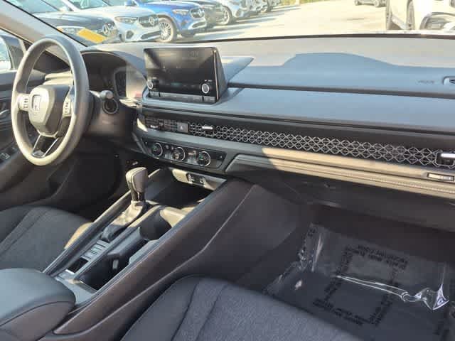 Used 2025 Honda Accord SE image 21