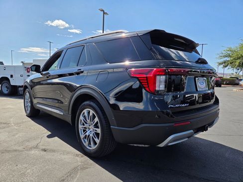Certified 2026 Ford Explorer Platinum RWD image 4