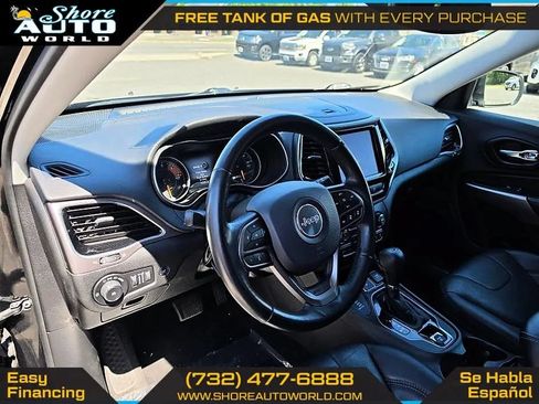 Used 2021 Jeep Cherokee Limited AWD/4WD image 9