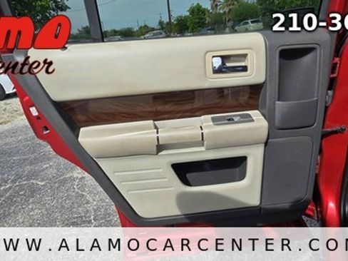 Used 2011 Ford Flex SEL w/ Rapid Spec Order Code FWD image 38