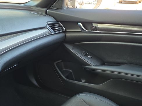 Used 2022 Honda Accord Sport image 21