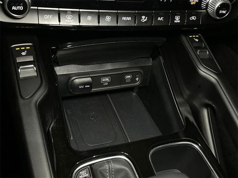 New 2025 Kia Telluride S image 28
