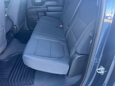 Used 2021 GMC Sierra 1500 4x4 Crew Cab w/ Sierra Value Package image 10