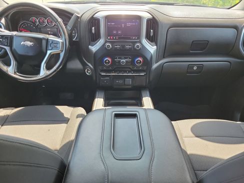 Used 2021 Chevrolet Silverado 1500 RST w/ Z71 Off-Road Package AWD/4WD image 14