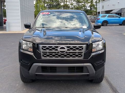 Used 2023 Nissan Frontier SV RWD image 8
