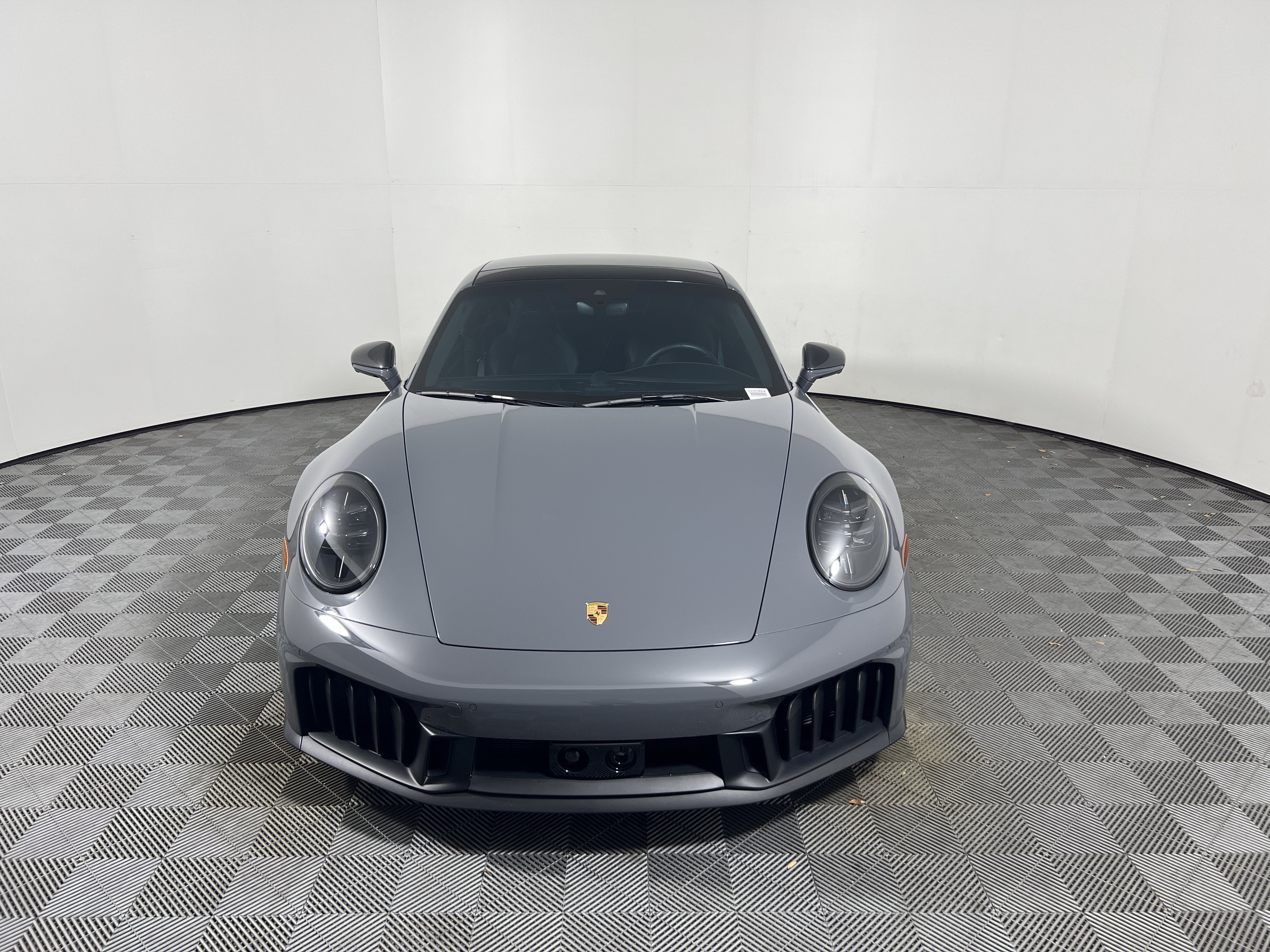 Certified 2025 Porsche 911 Carrera GTS RWD image 10