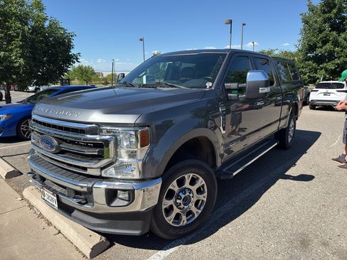 Used 2022 Ford F250 Lariat w/ Chrome Package AWD/4WD image 3