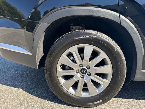 Certified 2025 Hyundai Palisade SEL image 17