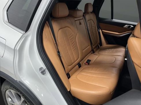 Used 2019 BMW X5 xDrive40i w/ Premium Package 2 image 34