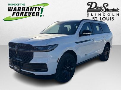 New 2025 Lincoln Navigator Reserve w/ Jet Appearance Package