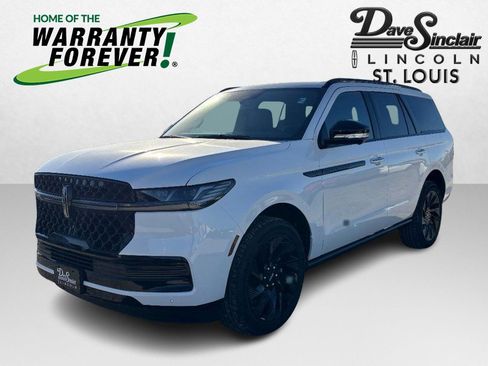 New 2025 Lincoln Navigator Reserve w/ Jet Appearance Package image 1