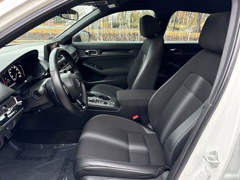 Certified 2025 Honda Civic Sport image 13