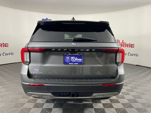 New 2027 Ford Explorer Active w/ Active Comfort Package RWD image 4