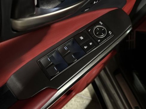 Certified 2025 Lexus IS 350 F Sport image 25