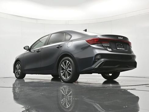 Used 2023 Kia Forte LXS FWD image 42