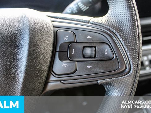 Used 2025 Buick Envista Preferred image 27