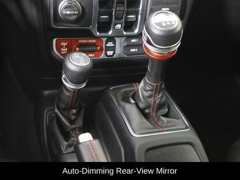 Used 2021 Jeep Wrangler Unlimited Rubicon AWD/4WD image 27