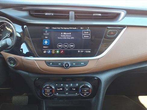 Used 2021 Buick Encore GX Essence w/ Experience Buick Package image 23