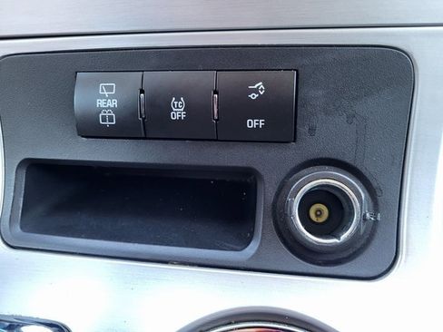 Used 2012 GMC Acadia SLE image 24