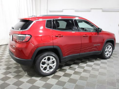 New 2025 Jeep Compass Latitude w/ Convenience Group image 33