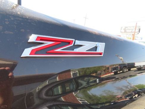 Used 2021 Chevrolet Silverado 2500 LT w/ Texas Edition image 13