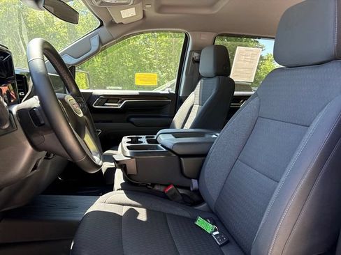 Certified 2024 GMC Sierra 1500 Elevation w/ LPO, Elevation Black Package AWD/4WD image 34