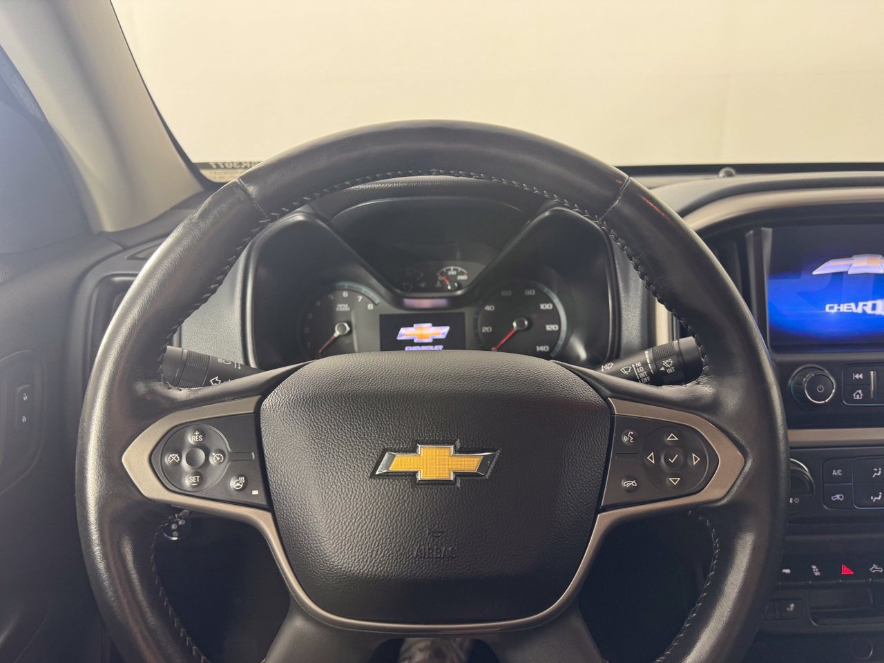 Used 2019 Chevrolet Colorado Z71 RWD image 14