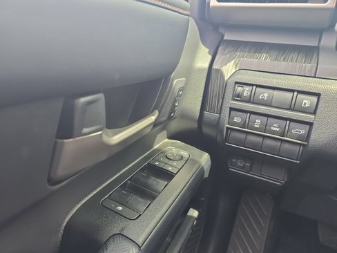 Certified 2026 Toyota 4Runner Platinum AWD/4WD image 23