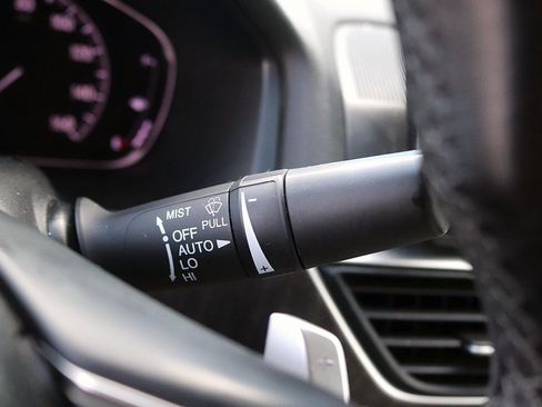 Used 2019 Honda Accord Touring image 24