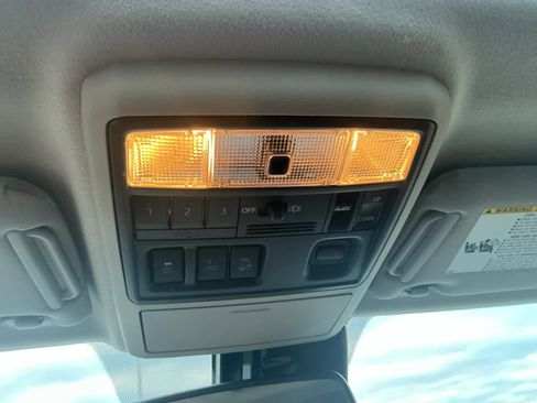 Used 2023 Toyota 4Runner Limited image 11