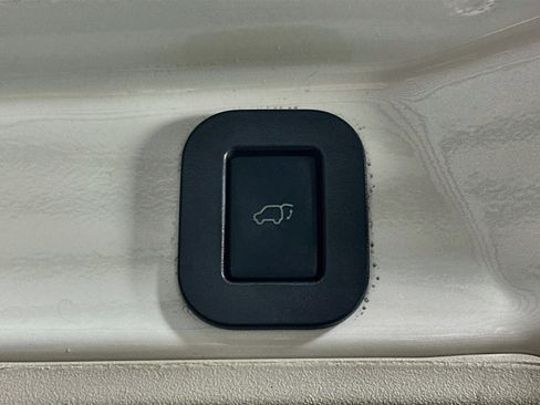Used 2014 Toyota Sienna Limited w/ Limited Premium Package AWD/4WD image 29
