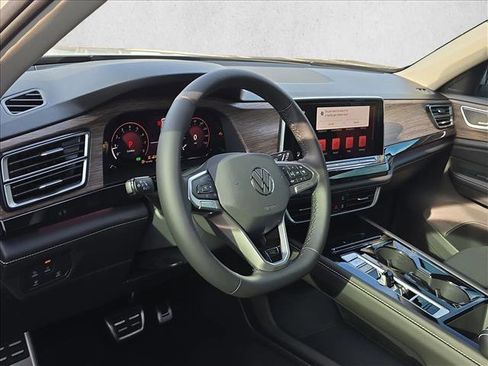 New 2026 Volkswagen Atlas SEL Premium R-Line AWD/4WD image 5