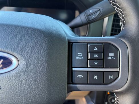 New 2026 Ford F250 Lariat w/ Chrome Package image 23