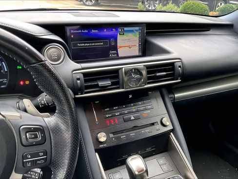 Used 2018 Lexus IS 300 F Sport w/ F Sport Package RWD image 7