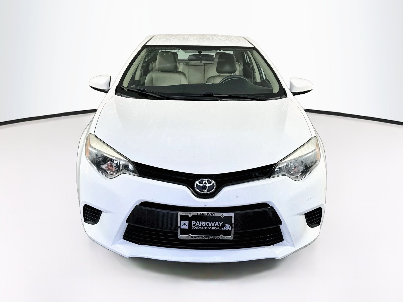 Used 2014 Toyota Corolla LE FWD image 2