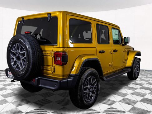 New 2026 Jeep Wrangler Unlimited Sahara AWD/4WD image 14