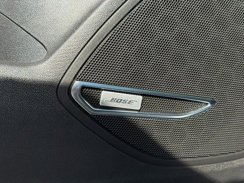 Used 2023 Buick Envision Avenir image 23