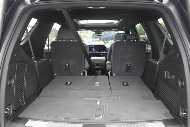 Used 2025 Chevrolet Tahoe High Country w/ Sun And Tow Package AWD/4WD image 30