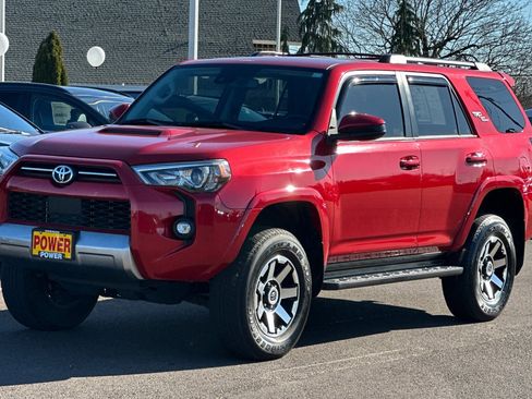 Used 2022 Toyota 4Runner TRD Off-Road image 8