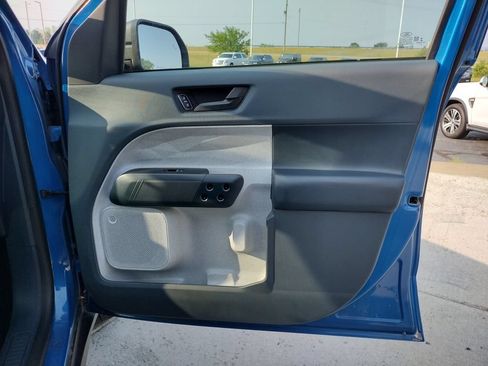Used 2022 Ford Maverick XLT FWD image 19