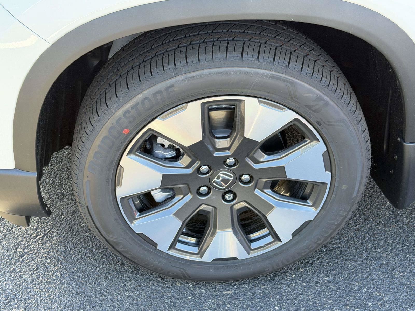New 2026 Honda Pilot Elite image 5