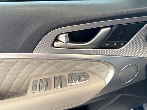 Used 2023 Genesis G70 3.3T w/ Sport Prestige Package image 16