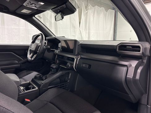 Used 2025 Toyota 4Runner SR5 image 62