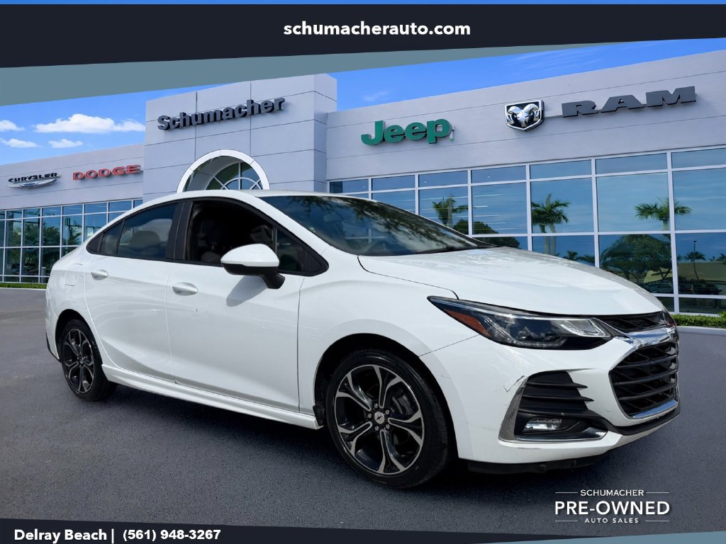 Used 2019 Chevrolet Cruze LT w/ RS Package FWD image 1