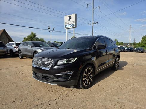 Used 2019 Lincoln MKC Reserve w/ MKC Technology Package FWD image 3
