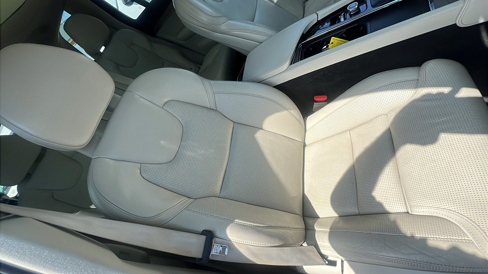 Used 2021 Volvo XC90 T6 Inscription w/ Advanced Package AWD/4WD image 21